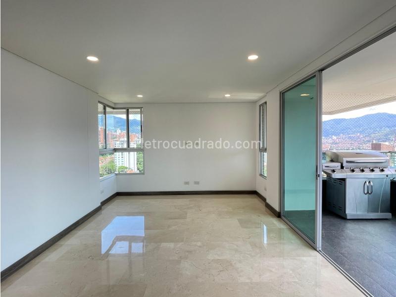 Apartamento de 3 Alcobas y 4 Baños en Los Parra - 3