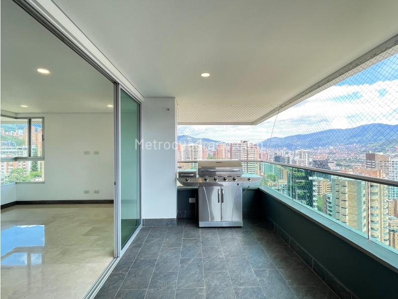 Apartamento de 3 Alcobas y 4 Baños en Los Parra - 7