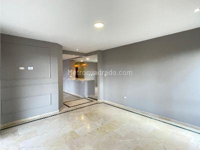 Apartamento de 3 alcobas en venta en Los Parra, Medellín, 215 m² · foto 18 de 20