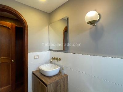Apartamento de 3 alcobas en venta en Los Parra, Medellín, 215 m² · foto 20 de 20