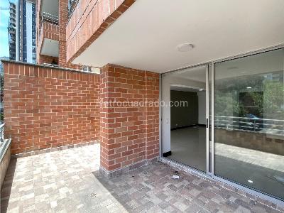 Apartamento de 3 alcobas en venta en Castropol, Medellín, 155 m² · foto 15 de 18