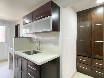 Apartamento de 3 alcobas en venta en Castropol, Medellín, 155 m² · foto 17 de 18