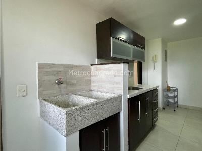 Apartamento de 3 alcobas en venta en Castropol, Medellín, 155 m² · foto 18 de 18