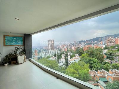 Apartamento de 4 alcobas en venta en La Inferior, Medellín, 230 m² · foto 15 de 20