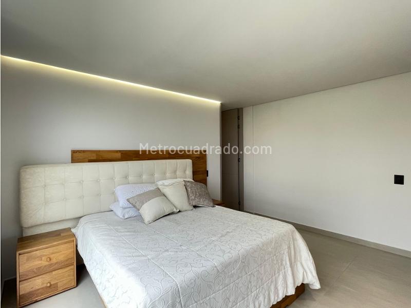 Apartamento Amoblado Nuevo de 4 Alcobas en Alejandría - 8