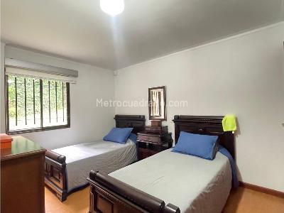 Apartamento de 4 alcobas en venta en Castropol, Medellín, 200 m² · foto 12 de 20