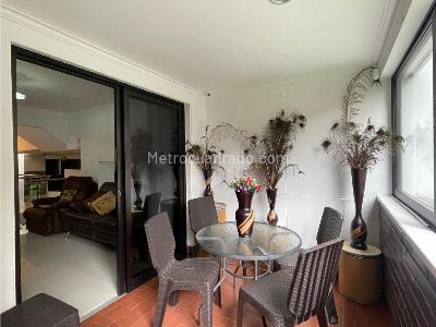 Apartamento de 4 alcobas en venta en Castropol, Medellín, 200 m² · foto 18 de 20