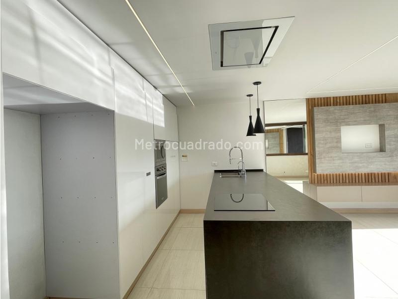 Apartamento Hermoso de 3 Alcobas en Loma de los González - 3