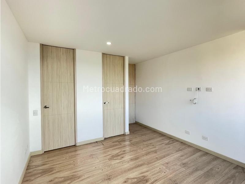 Apartamento Hermoso de 3 Alcobas en Loma de los González - 9