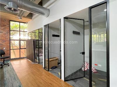 Apartamento de 4 alcobas en venta en Las Lomas, Medellín, 300 m² · foto 7 de 13