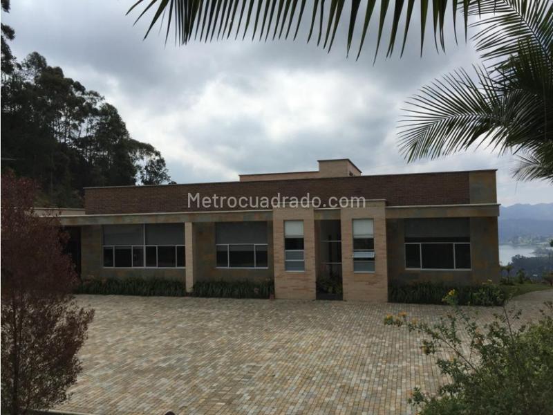 Beautiful 5BR House in El Retiro - 8