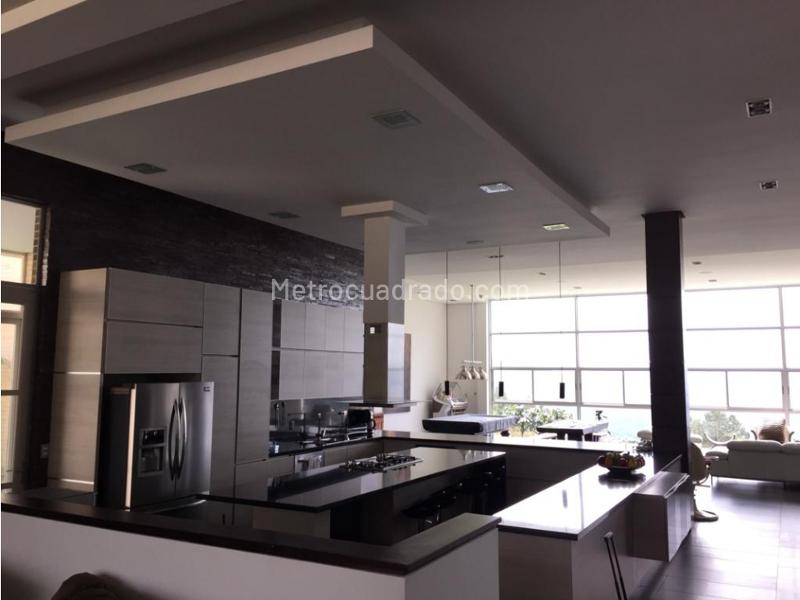 Beautiful 5BR House in El Retiro - 9