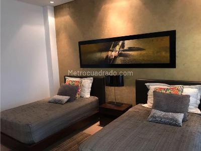 Casa de 4 alcobas en venta en Los Balsos, Medellín, 800 m² · foto 9 de 14