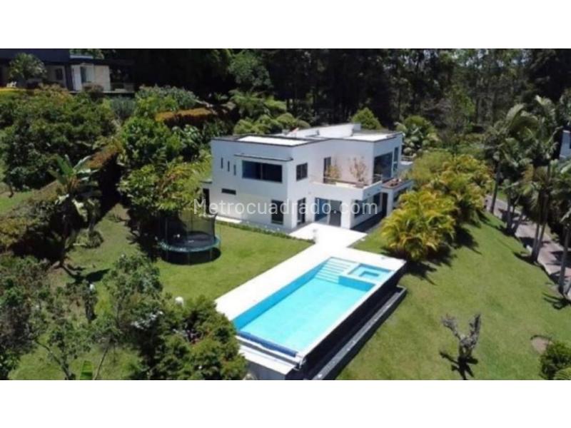 Casa Hermosa de 4 Alcobas con Piscina en El Retiro - 5