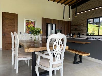 Casa en arriendo en El Retiro, Medellín · foto 4 de 18