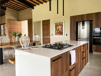 Casa en arriendo en El Retiro, Medellín · foto 5 de 18