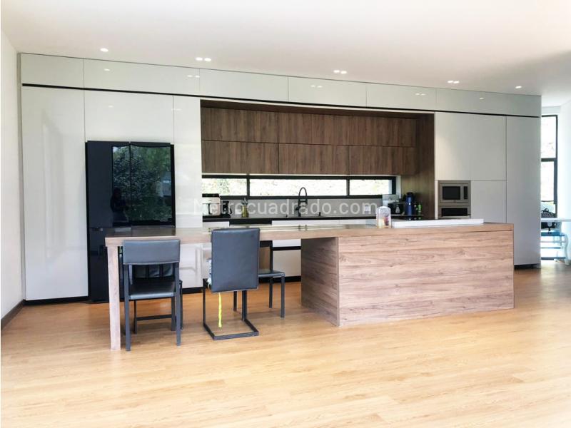 Casa Amoblada de 4 Alcobas en Envigado Villa Carlota - 5