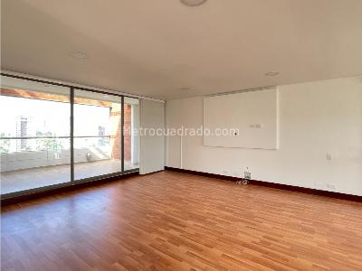 Apartamento de 4 alcobas en venta en La Calera, Medellín, 380 m² · foto 6 de 18