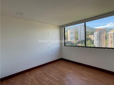 Apartamento de 4 alcobas en venta en La Calera, Medellín, 380 m² · foto 8 de 18