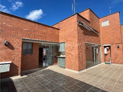 Apartamento de 4 alcobas en venta en La Calera, Medellín, 380 m² · foto 15 de 18