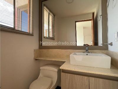 Apartamento de 4 alcobas en venta en La Calera, Medellín, 380 m² · foto 17 de 18