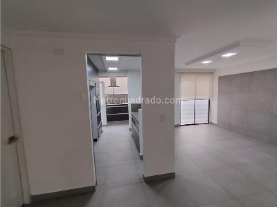 Apartamento de 3 alcobas en venta en Los Parra, Medellín, 208 m² · foto 10 de 20
