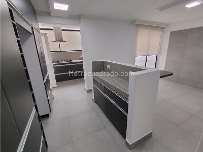 Apartamento de 3 alcobas en venta en Los Parra, Medellín, 208 m² · foto 16 de 20