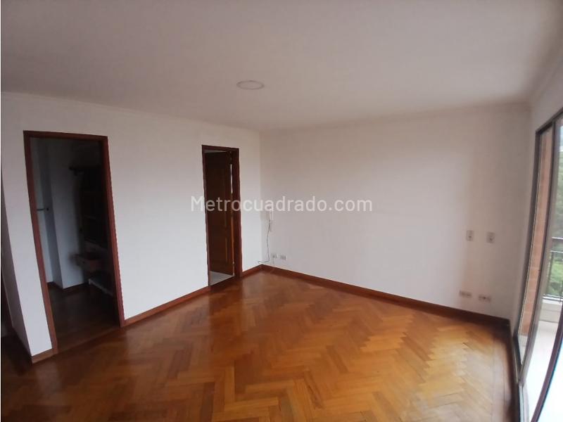 Apartamento de 3 Alcobas en La Frontera con 4 Baños - 4