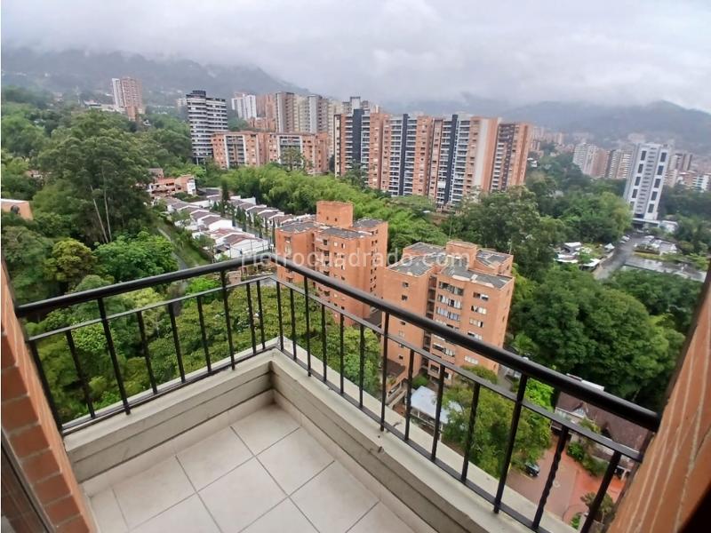 Apartamento de 3 Alcobas en La Frontera con 4 Baños - 6
