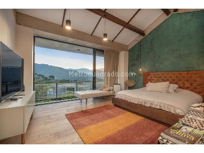 Casa de 4 alcobas en venta en Loma Del Escobero, Medellín, 408 m² · foto 13 de 20