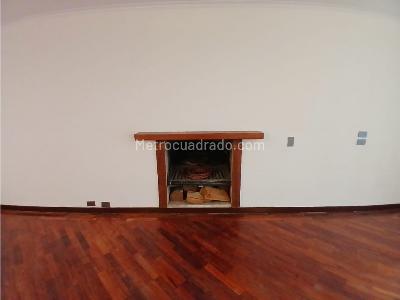 Casa de 4 alcobas en venta en El Tesoro, Medellín, 345 m² · foto 10 de 20
