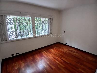 Casa de 4 alcobas en venta en El Tesoro, Medellín, 345 m² · foto 15 de 20