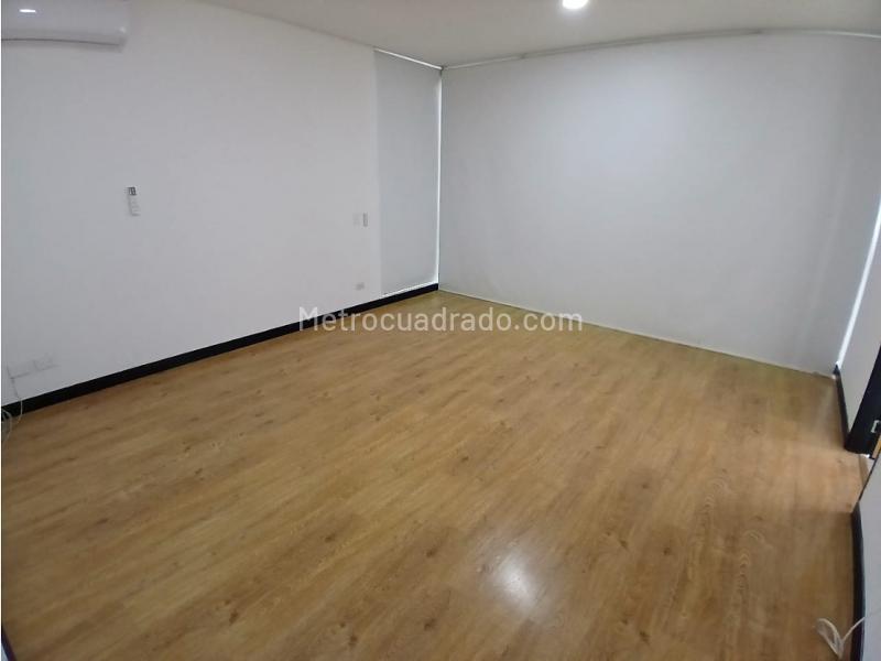 Casa en Arriendo de 3 Alcobas en Loma del Escobero - 9