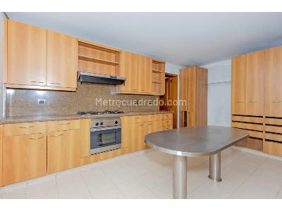 Casa de 5 alcobas en arriendo en La Linde, Medellín, 850 m² · foto 10 de 20