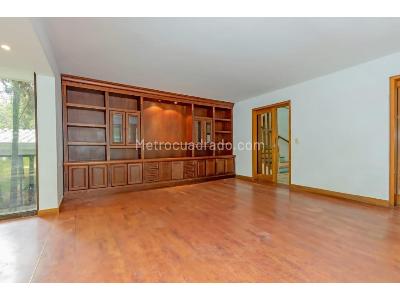 Casa de 5 alcobas en arriendo en La Linde, Medellín, 850 m² · foto 17 de 20
