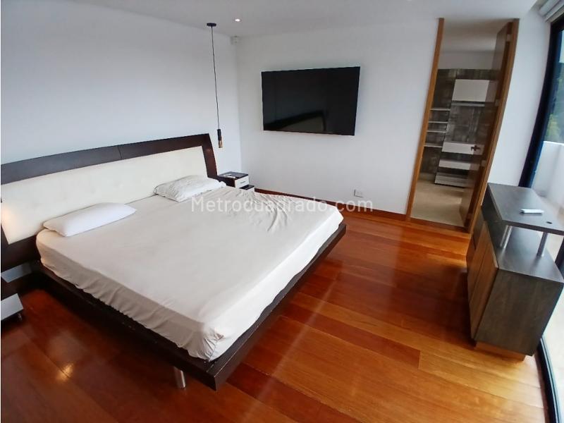 Casa amoblada de 4 Alcobas en alquiler en La Calera - 9