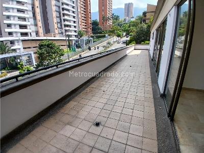 Apartamento de 3 alcobas en venta en Los Parra, Medellín, 250 m² · foto 5 de 18