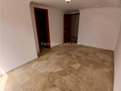 Apartamento de 3 alcobas en venta en Los Parra, Medellín, 250 m² · foto 12 de 18