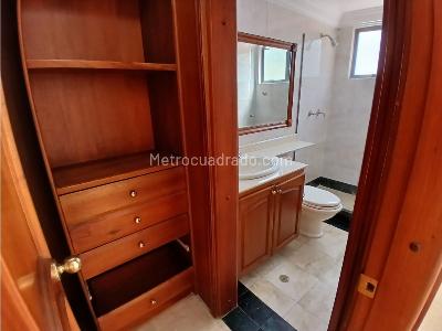 Apartamento de 3 alcobas en venta en Los Parra, Medellín, 250 m² · foto 17 de 18