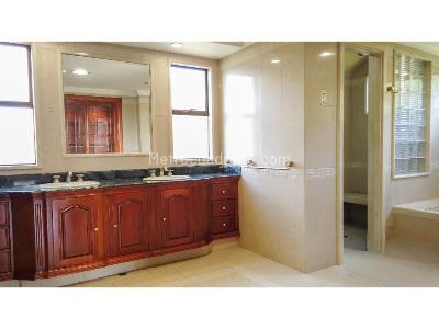 Apartamento en venta en El Tesoro, Medellín · foto 3 de 10