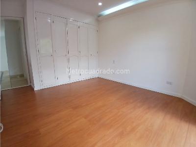 Casa de 4 alcobas en venta en El Tesoro, Medellín, 400 m² · foto 6 de 20