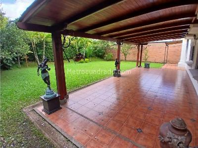 Casa de 4 alcobas en venta en El Tesoro, Medellín, 400 m² · foto 7 de 20