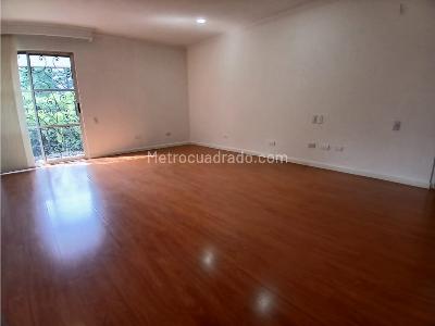 Casa de 4 alcobas en venta en El Tesoro, Medellín, 400 m² · foto 12 de 20