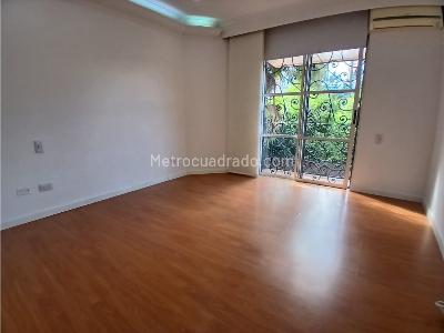 Casa de 4 alcobas en venta en El Tesoro, Medellín, 400 m² · foto 17 de 20