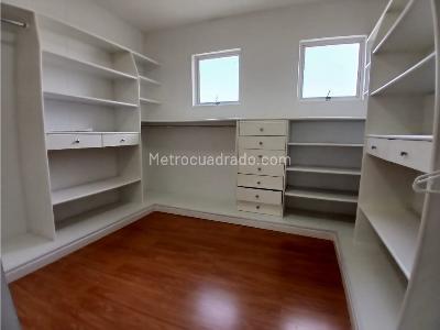 Casa de 4 alcobas en venta en El Tesoro, Medellín, 400 m² · foto 20 de 20