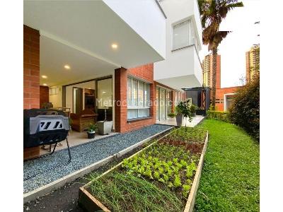 Casa de 4 alcobas en venta en San Jose, Medellín, 530 m² · foto 12 de 13