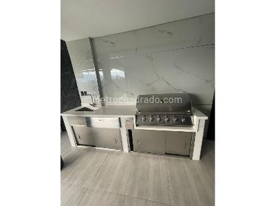 Casa de 4 alcobas en venta en El Atravesado, Medellín, 330 m² · foto 11 de 17