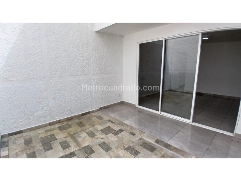 Casa Independiente de 4 Alcobas en La Floresta - 5