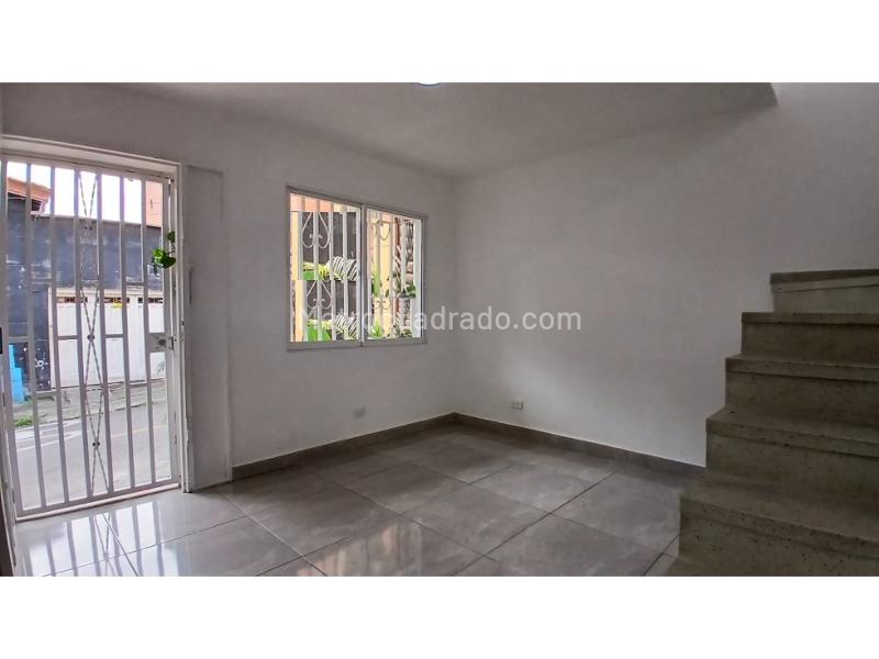 Casa Independiente de 4 Alcobas en La Floresta - 7