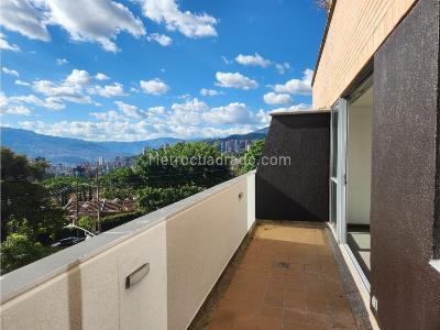 Apartaestudio en venta en Loma De Los Gonzalez, Medellín, 60 m² · foto 2 de 12